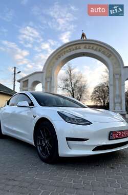Tesla Model 3 2019 Tesla Model 3 2019