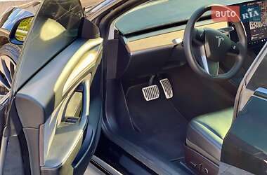 Седан Tesla Model 3 2021 в 
