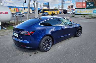 Седан Tesla Model 3 2019 в Киеве