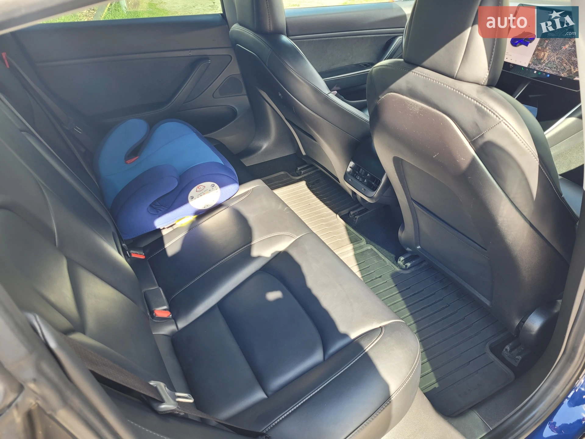 2019 Tesla Model 3 - мініатюра 12