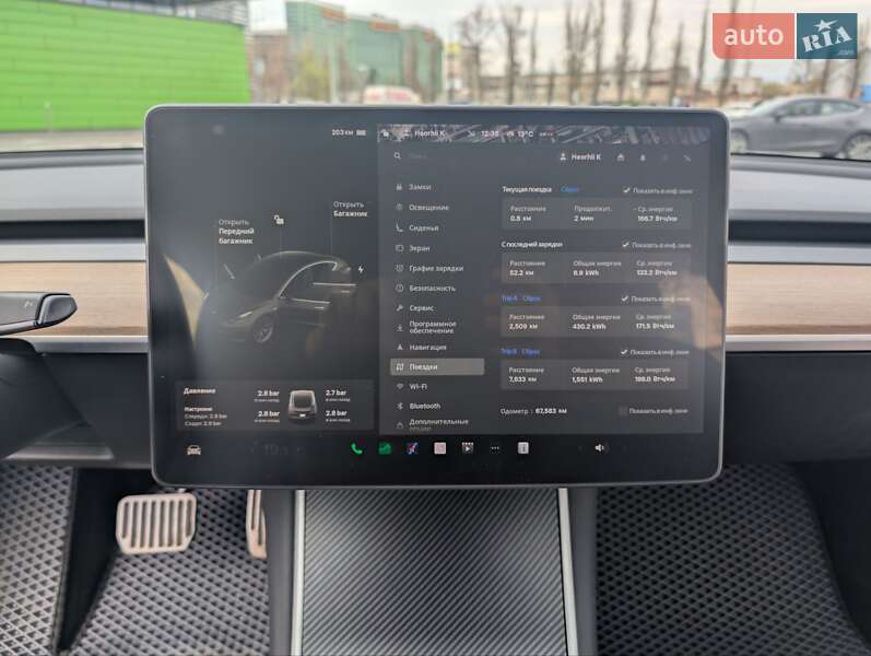 Седан Tesla Model 3 2019 в Киеве