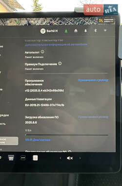 Седан Tesla Model 3 2024 в 