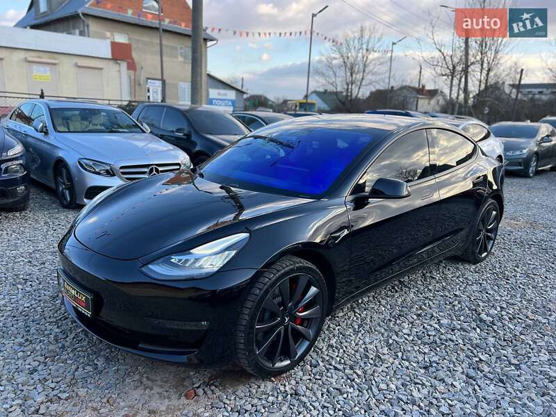 Tesla Model 3 2019
