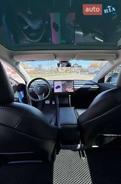 Седан Tesla Model 3 2018 в 