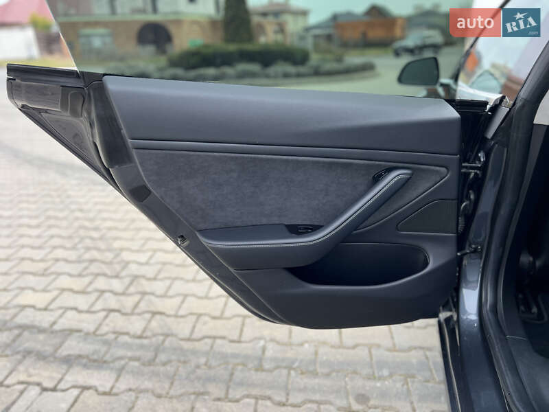 Седан Tesla Model 3 2018 в Одессе фото 32 Седан Tesla Model 3 2018 в Одессе
