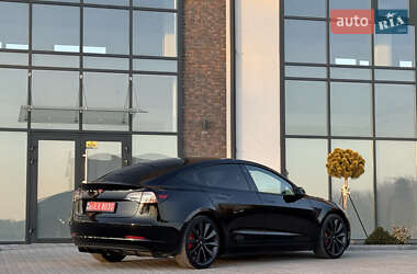 Седан Tesla Model 3 2019 в 