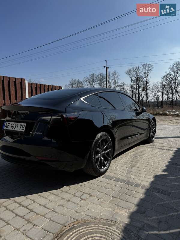 Седан Tesla Model 3 2022 в Днепре фото 4 Седан Tesla Model 3 2022 в Днепре