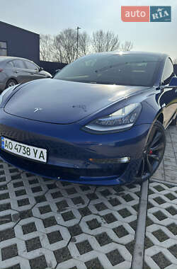 Седан Tesla Model 3 2019 в 