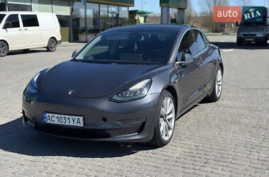 Tesla Model 3 2018