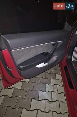 Седан Tesla Model 3 2019 в 