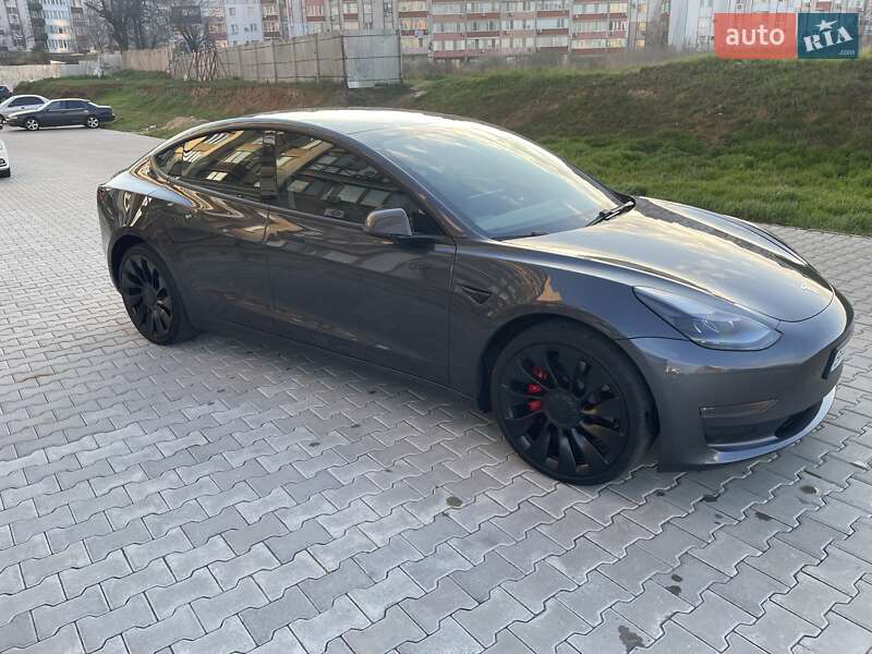 Седан Tesla Model 3 2021 в Одессе