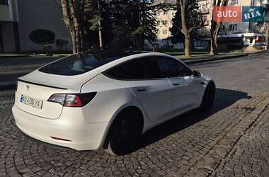 Седан Tesla Model 3 2018 в 