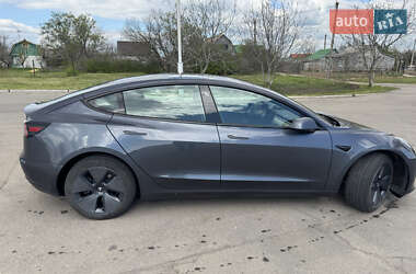 Седан Tesla Model 3 2023 в Одессе