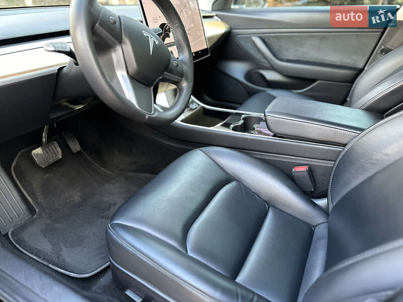 Седан Tesla Model 3 2019 в Трускавце фото 35 Седан Tesla Model 3 2019 в Трускавце