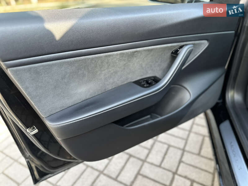 Седан Tesla Model 3 2019 в Трускавце фото 36 Седан Tesla Model 3 2019 в Трускавце