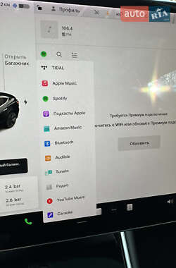 Седан Tesla Model 3 2019 в 