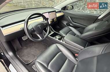 Седан Tesla Model 3 2018 в 