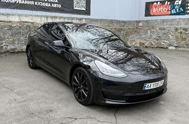 Седан Tesla Model 3 2018 в 