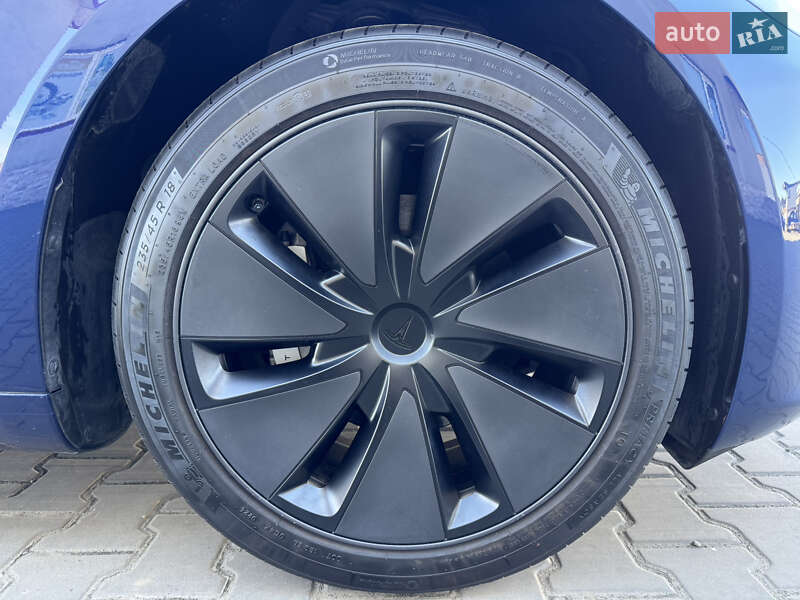Седан Tesla Model 3 2024 в Луцке фото 11 Седан Tesla Model 3 2024 в Луцке