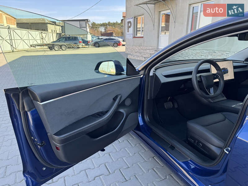 Седан Tesla Model 3 2024 в Луцке фото 20 Седан Tesla Model 3 2024 в Луцке