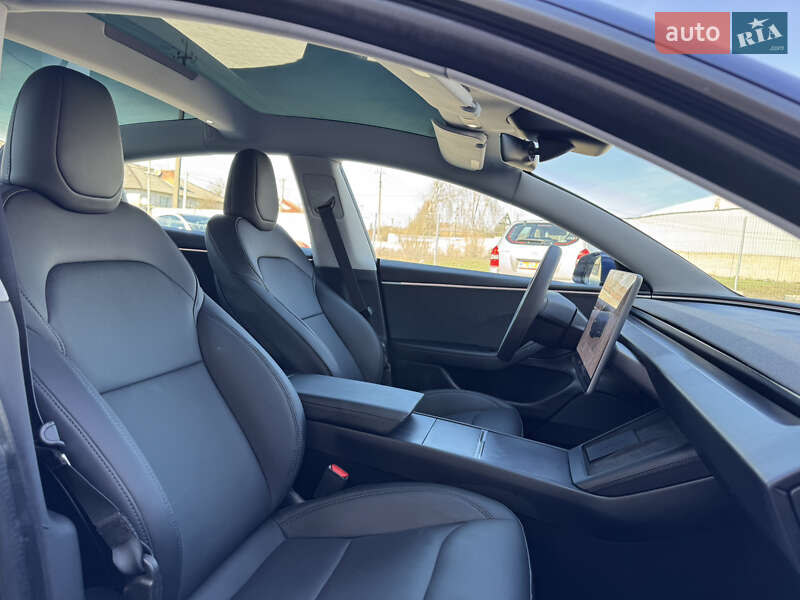 Седан Tesla Model 3 2024 в Луцке фото 33 Седан Tesla Model 3 2024 в Луцке