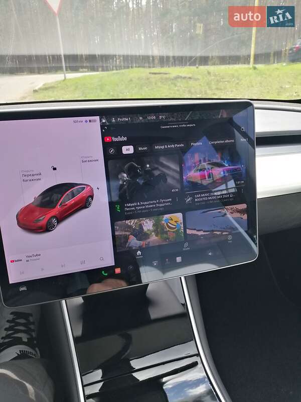 Седан Tesla Model 3 2018 в Черкасах