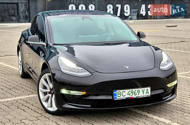 Седан Tesla Model 3 2018 в Львове