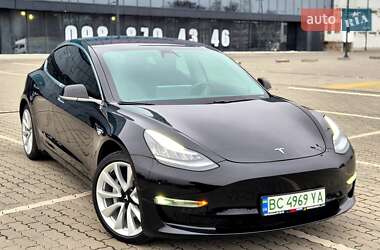 Седан Tesla Model 3 2018 в Львове