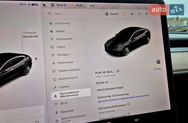 Седан Tesla Model 3 2018 в 