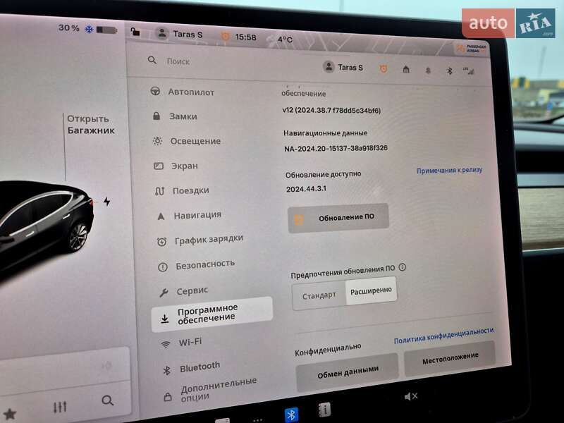 Седан Tesla Model 3 2018 в Львове