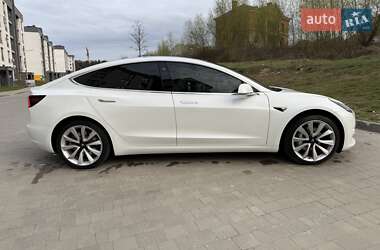 Седан Tesla Model 3 2019 в 