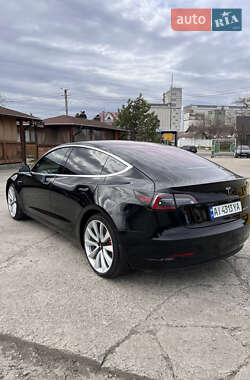 Седан Tesla Model 3 2019 в 