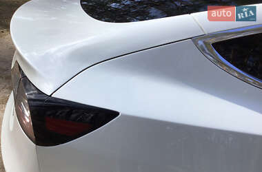 Седан Tesla Model 3 2020 в 
