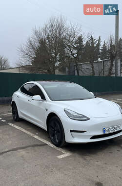 Седан Tesla Model 3 2018 в 