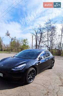 Tesla Model 3 2019 Tesla Model 3 2019