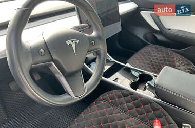 Седан Tesla Model 3 2018 в 