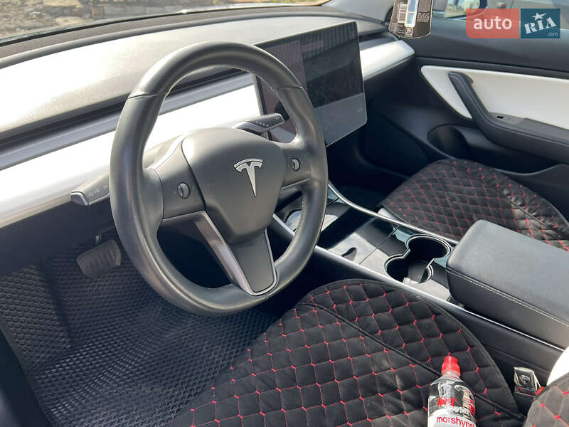 Седан Tesla Model 3 2018 в Баштанке