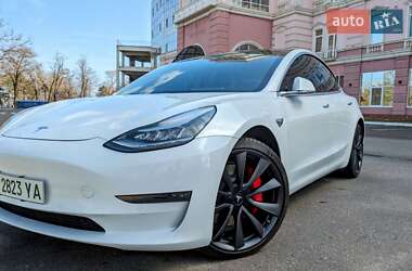 Tesla Model 3 2020 Tesla Model 3 2020
