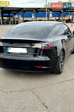 Седан Tesla Model 3 2018 в 