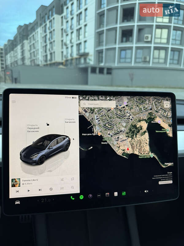 Седан Tesla Model 3 2022 в Черкассах