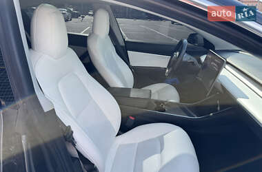 Седан Tesla Model 3 2019 в 