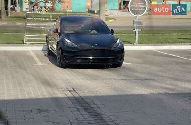 Седан Tesla Model 3 2023 в Харькове