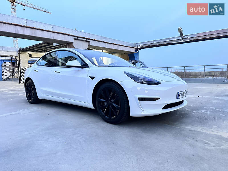 Седан Tesla Model 3 2021 в Киеве фото 4 Седан Tesla Model 3 2021 в Киеве
