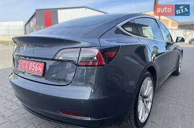 Седан Tesla Model 3 2018 в 
