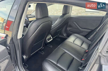 Седан Tesla Model 3 2018 в 