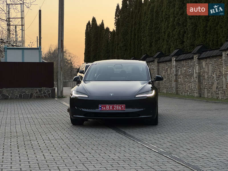 Седан Tesla Model 3 2024 в Надворной