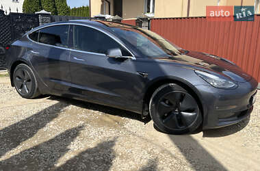 Седан Tesla Model 3 2018 в 
