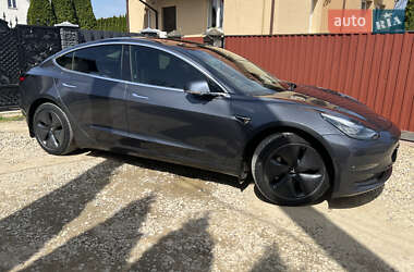 Седан Tesla Model 3 2018 в 