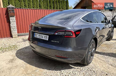 Седан Tesla Model 3 2018 в 