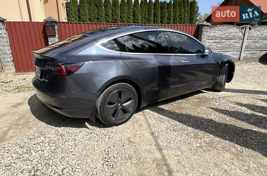 Седан Tesla Model 3 2018 в 